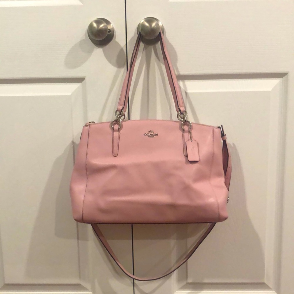 New Coach Pink Handbag with shoulder strap